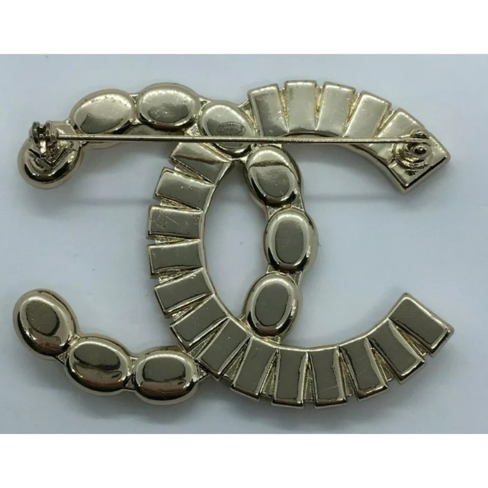 Authenic Chanel Brooch💛💛💛 - Picture 3 of 8